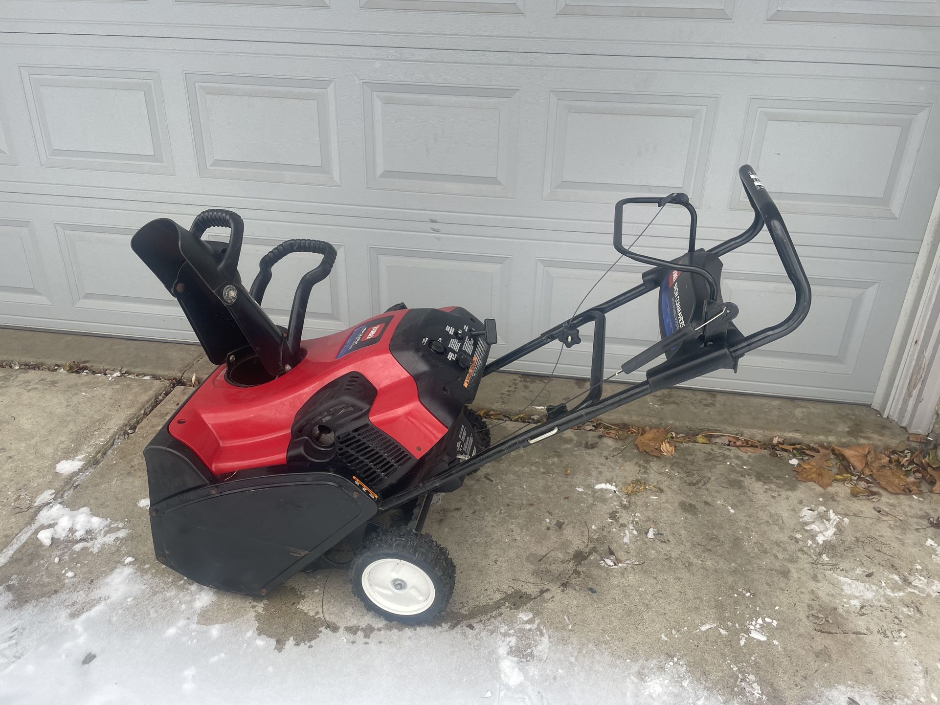 TORO COMMANDER GAS SNOWBLOWER 