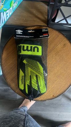Free soccer ⚽️ gloves