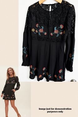 Forever 21 Embroidered Lace Dress – Size Large
