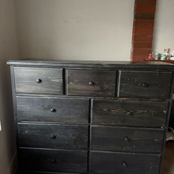 Large Dresser With Plenty Of Drawer Space