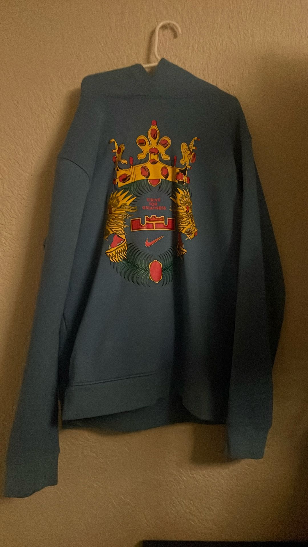 Nike Light Blue Sweater Dragon Size XL