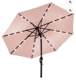 Outdoor patio umbrella