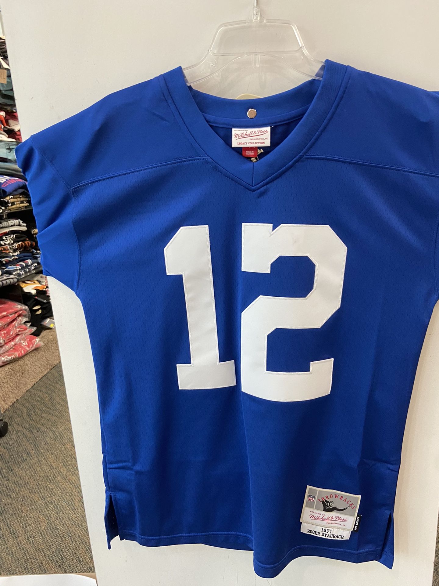 Roger Staubach Mitchell and Ness Size 54 Authentic Jersey Dallas Cowboys  for Sale in Phoenix, AZ - OfferUp