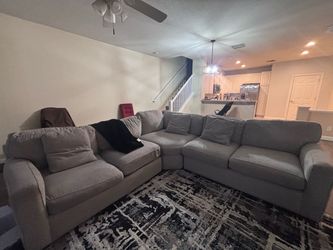 🛋️ LARGE GRAY SECTIONAL