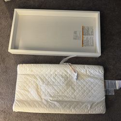 Infant Changing Tray And Mattress 