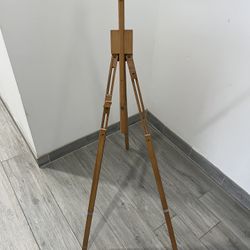 Canvas Holder for painters