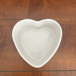 Genuine Fiesta Heart Ramekin / Small Candy Dish 7 oz 4.5” White 