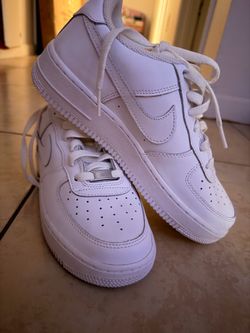 New never worn 6.5 Y
