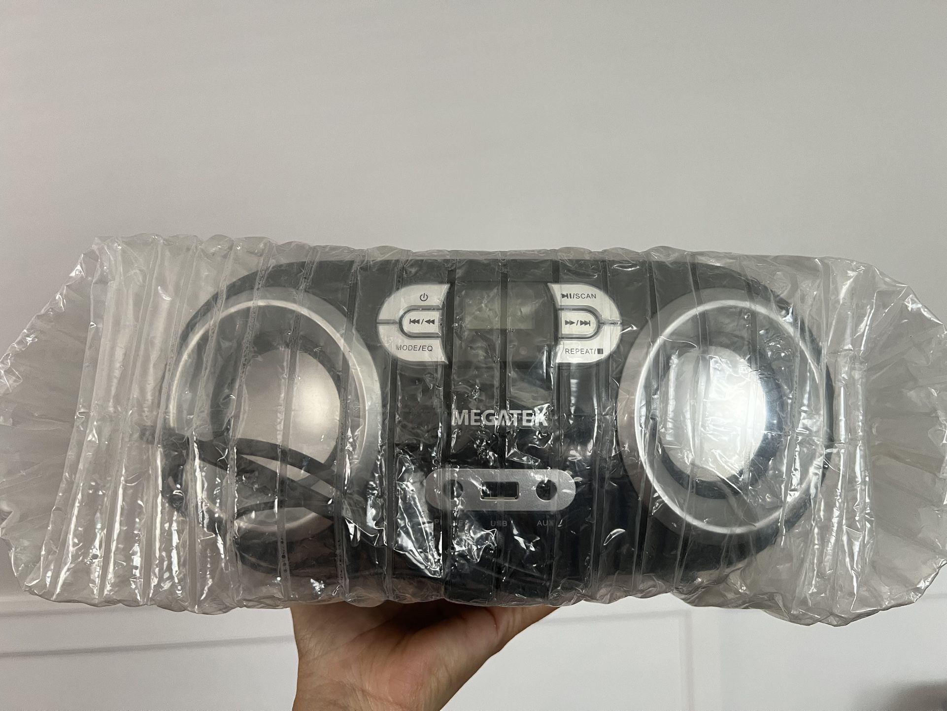 Portable Boombox 