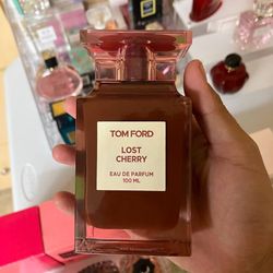TOM FORD LOST CHERRY 