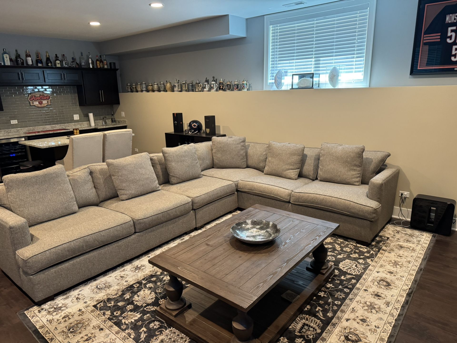 Tan sectional