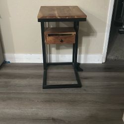 End Table/ Night Stand 