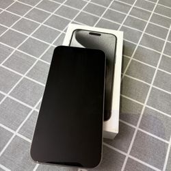 IPhone 15 pro max 256 GB Unlocked