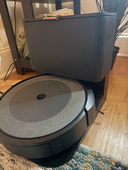 iRobot Roomba i5+ Self-Emptying Robot Vacuum + Clean Base + Extra Bags & Filters