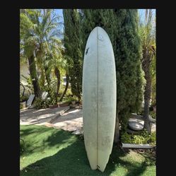 Surfboard 
