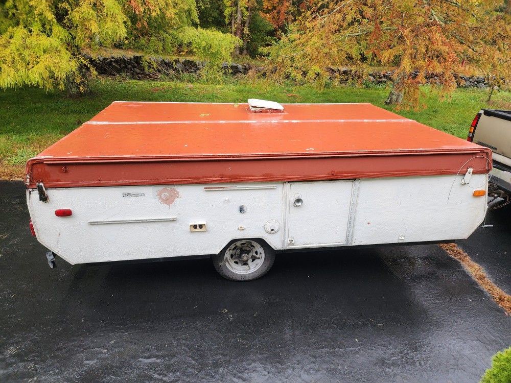Jayco Pop-Up Camper