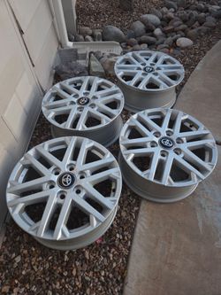 Toyota Tundra wheels