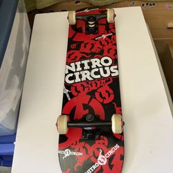 Nitro Circus Complete Skateboard 31” x 7.75”