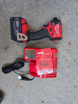 Milwaukee M18 Fuel Impact Driver with Battery and Charger