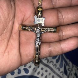 Gold Cross Pendant 