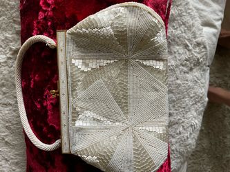 Vintage White hand Beaded Evening Handbag with Gold Frame
