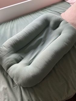 Snuggle Me infant pillow