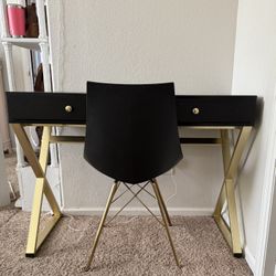 Desk And Chair 