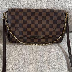 Louis Vuitton Favorite Handbag Damier MM