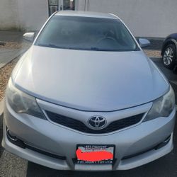 Toyota Camry SE 2014
