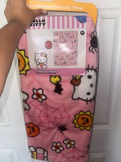 Hello kitty oversized blanket