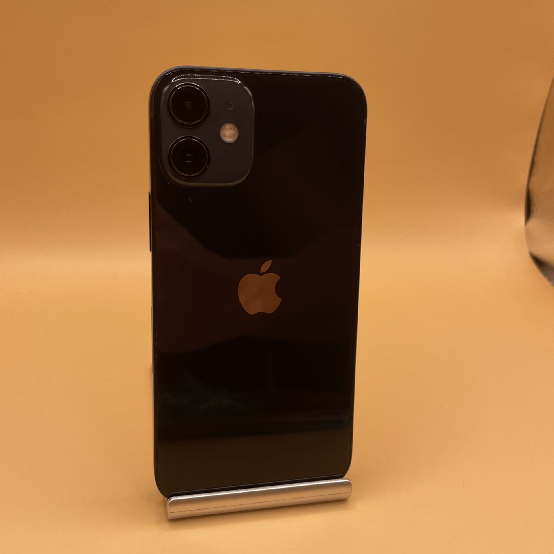 iPhone 12 Mini 64GB Black Unlocked All Carriers Works For Verizon