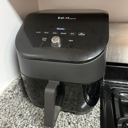 Instant Vortex Plus air fryer.