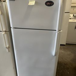 Frigidaire Refrigerator 