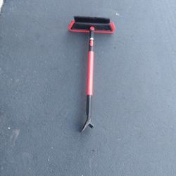 Adjustable Squeegee Brush And Ice Scraper