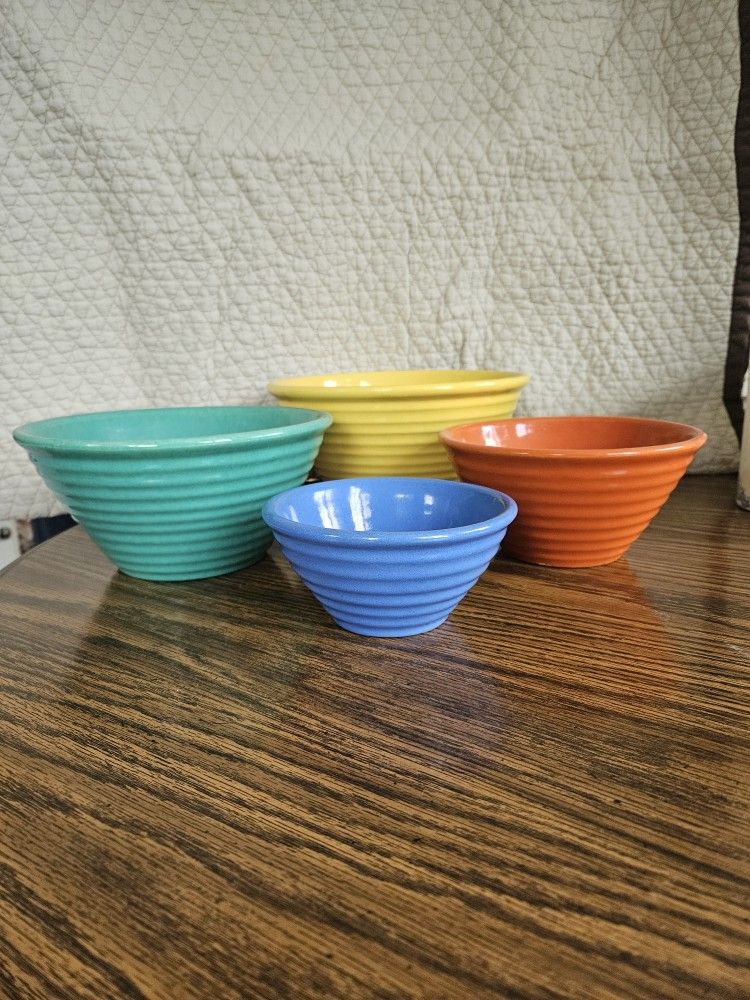 Vintage Bauer Nested Bowls