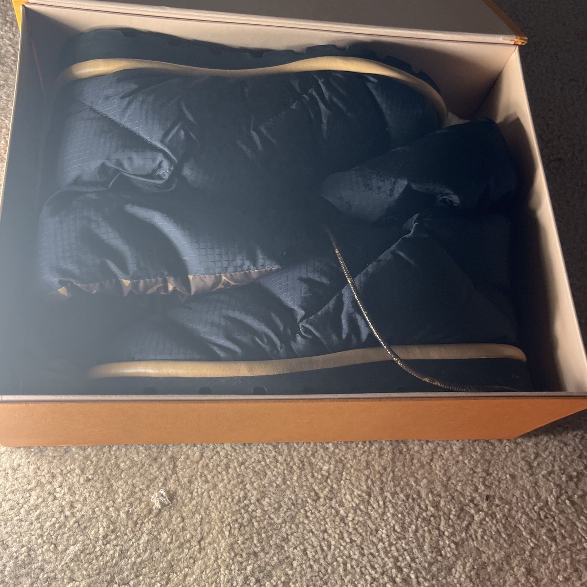 Women’s Louis Vuitton Black Pillow Cloth Snow Boots 