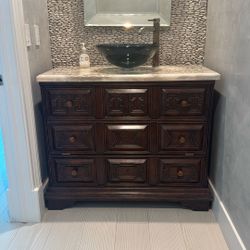 Powder Room Vanity 