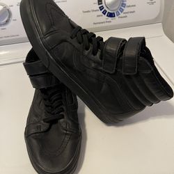 VANS LEATHER HI TOPS SIZE 10.5