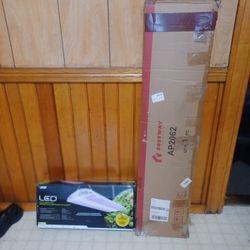 Growing Light N Tent  Both Things$  75
