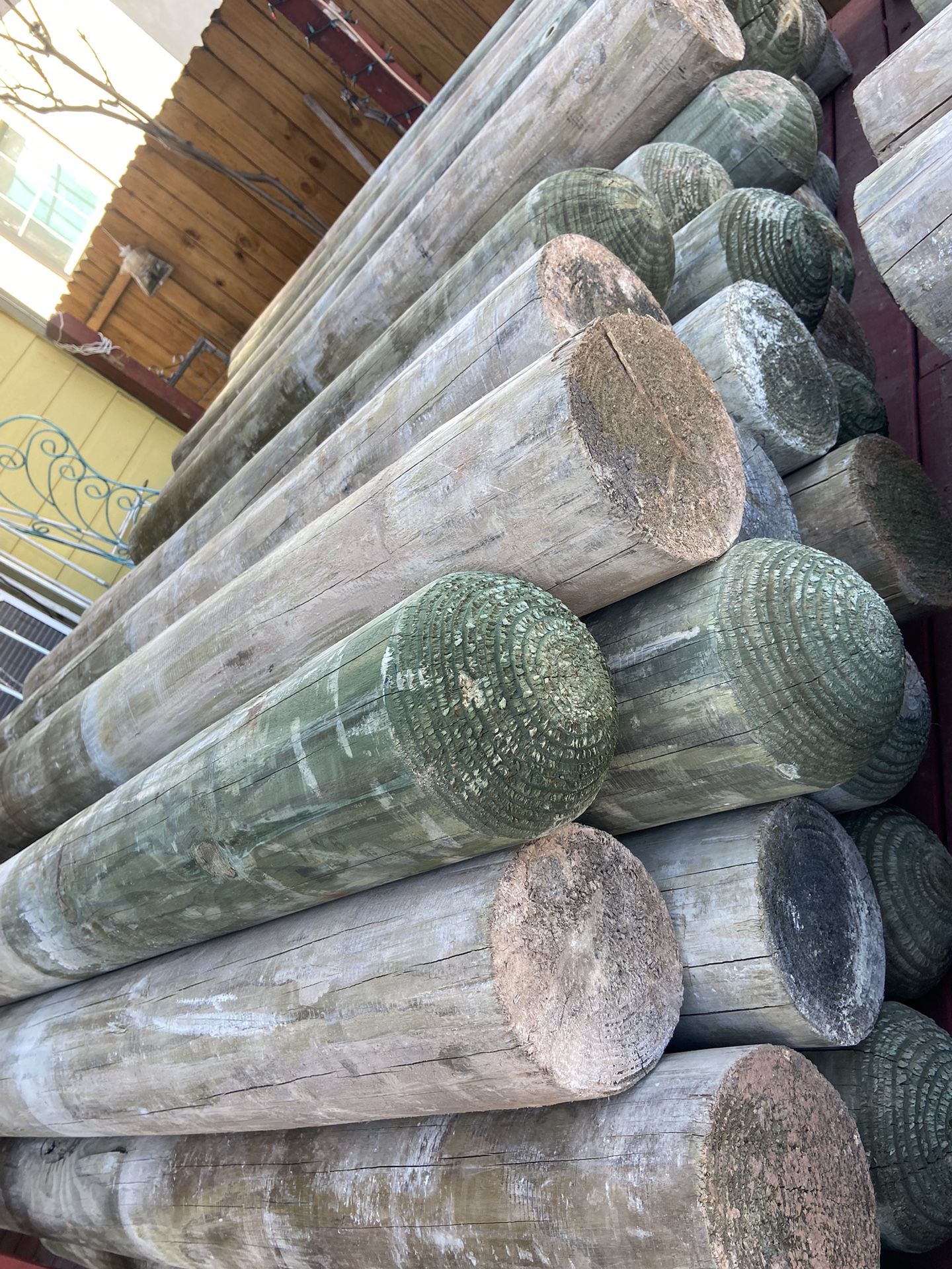 6 Ft Round Post for Sale in San Antonio, TX OfferUp
