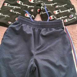 Boys Champion Shorts Size Large