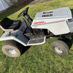 Craftsman Ride On Lawn Tractor 19.5 Hp Engine 