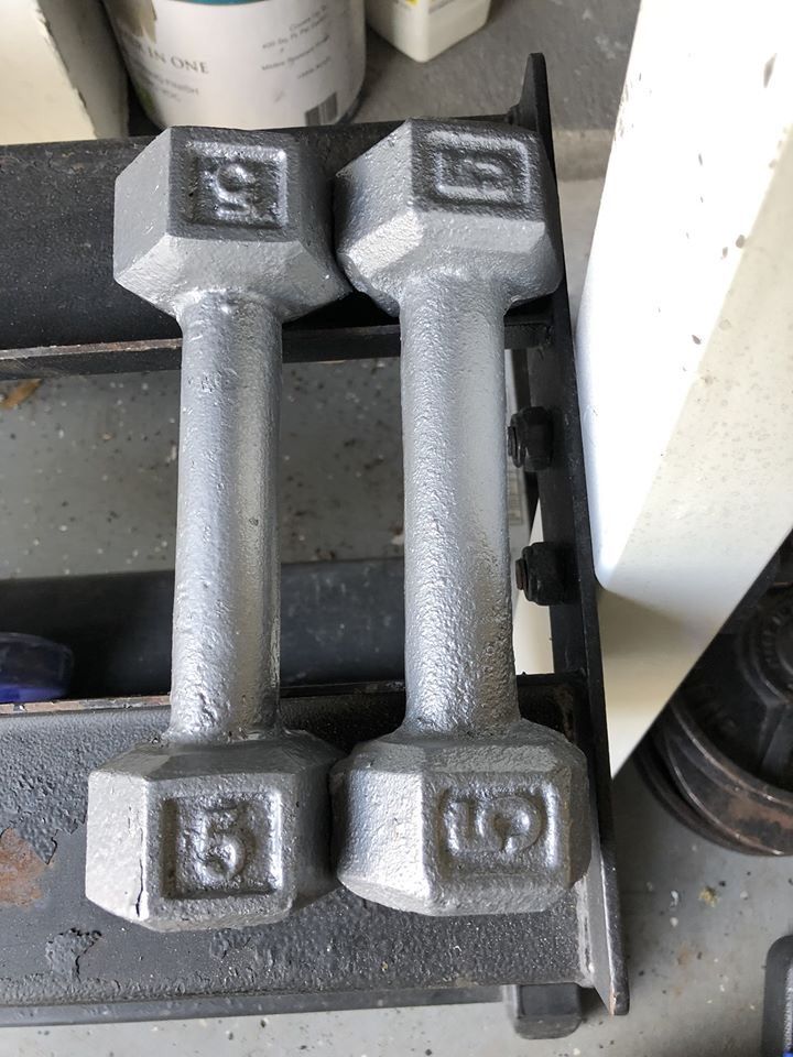 set of 5lbs dumbbells