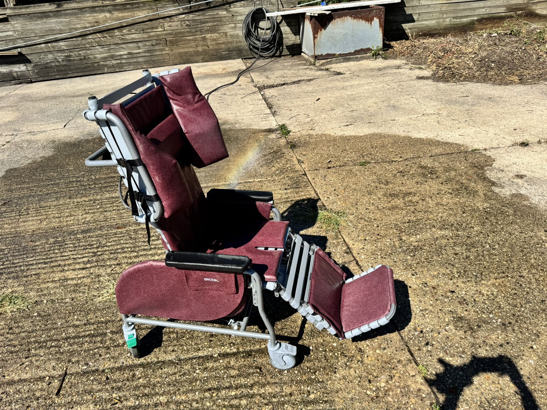 Broda Chair