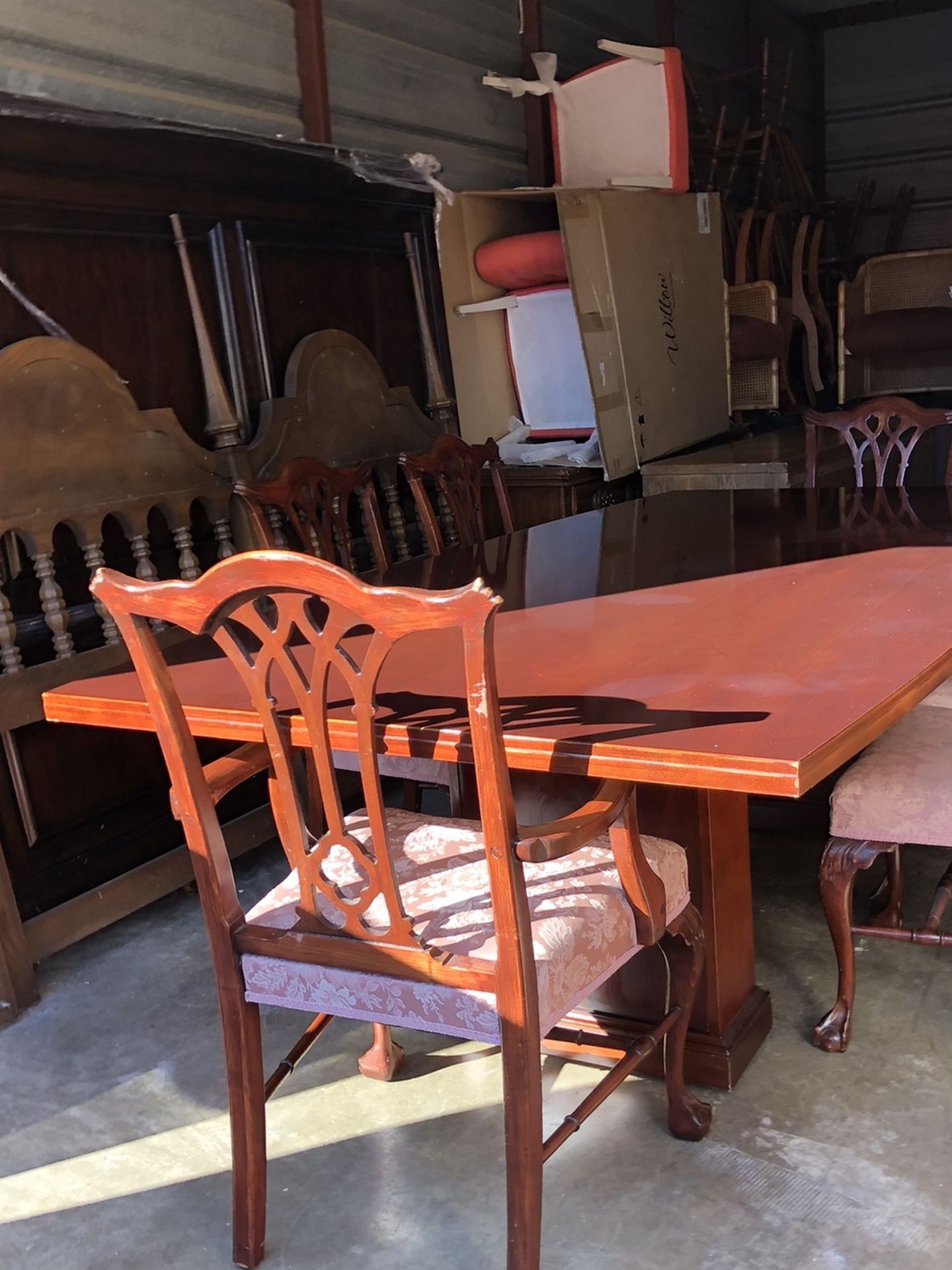 Table with 6 Vintage Chairs