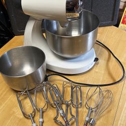 Hamilton beach Stand Up Mixer