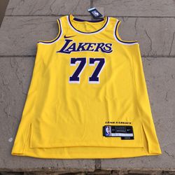 New Nike Lakers Luka Luca Doncic Swingman Jersey Men’s M Medium