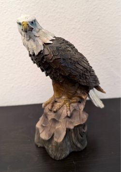 Chesapeake Bay Ltd. Eagle figure 12" Realistic Table Statue Danville EEUU