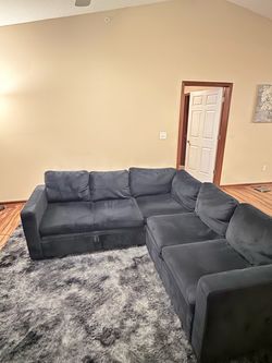 Sectional couch