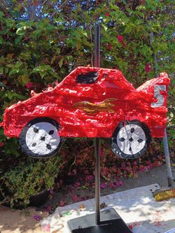 Car piñata
